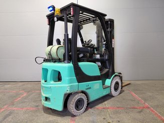 Carretilla contrapesada de 4 ruedas Yale GLP20SX - 3
