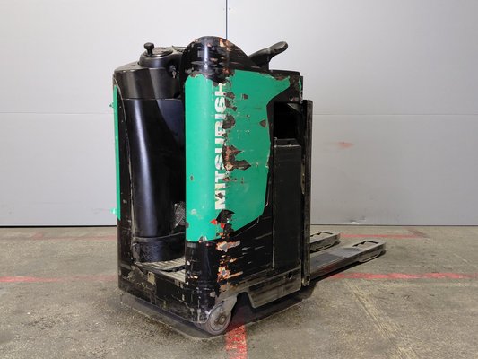 Transpaleta con plataforma Mitsubishi PBR20N - 1