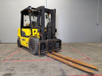 Carretilla contrapesada de 4 ruedas Hyundai 45L-7
