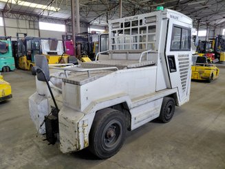 Tractor de remolque Charlatte T135