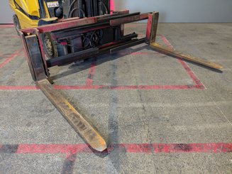 Carretilla contrapesada de 4 ruedas Yale ERP45VL