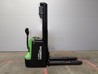 Apilador con conductor acompañante Hangcha CDD16-XT1-SI