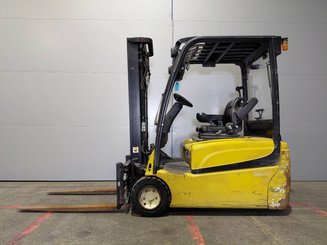 Carretilla contrapesada de 4 ruedas Yale ERP20 - 3