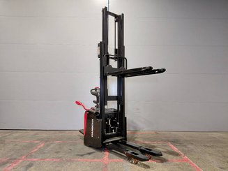 Apilador con plataforma Hangcha CDD12-AC2S-L