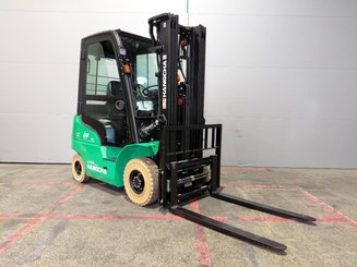 Carretilla contrapesada de 4 ruedas Hangcha XE20Ci ( CPD20-XEXY2HA-SI )