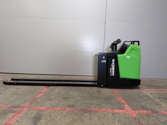 Transpaleta con plataforma Hangcha CBD20-XT1S-SiSU