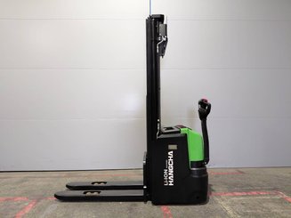 Apilador con conductor acompañante Hangcha CDD16-XT1-SI