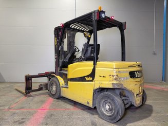 Carretilla contrapesada de 4 ruedas Yale ERP45VL