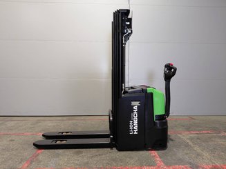 Apilador con conductor acompañante Hangcha CDD12-XT1-SiL
