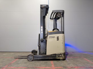 Carretilla retráctil Crown ESR 5260