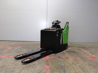 Transpaleta con plataforma Hangcha CBD20-XT1S-SiSU