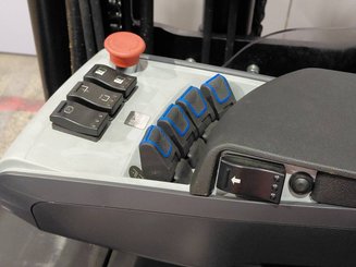Carretilla retráctil Hangcha CQD12-XC5D-SI