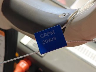 Transpaleta con conductor acompañante Crown WP3020-2.0