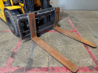 Carretilla contrapesada de 4 ruedas Hyundai 45B9