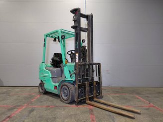 Carretilla contrapesada de 4 ruedas Mitsubishi FD15N - 1