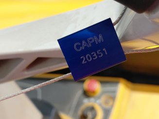 Transpaleta con plataforma Caterpillar NPV20N2
