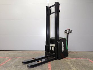 Apilador con conductor acompañante Hangcha CDD12-AC2-i 