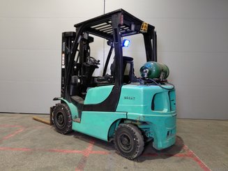 Carretilla elevadora a gas Yale YALE GLP25 - 2