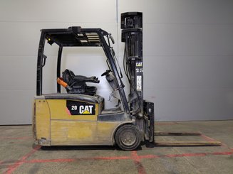 Carretilla contrapesada de 3 ruedas Caterpillar EP20PNT - 5