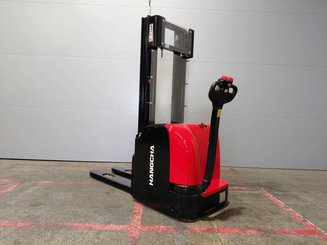 Apilador con conductor acompañante Hangcha CDD16-AC2