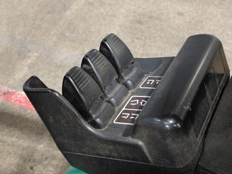 Carretilla contrapesada de 4 ruedas Yale GLP20SX - 8