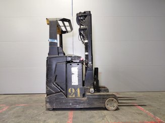 Carretilla retráctil Caterpillar NR16N2
