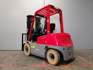 Carretilla contrapesada de 4 ruedas Hangcha XE25i ( CPD25-XEY2HA-SI )