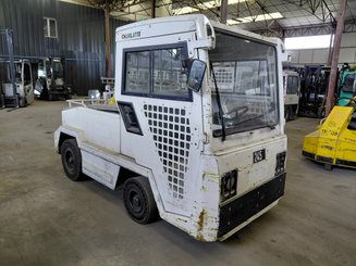 Tractor de remolque Charlatte T135