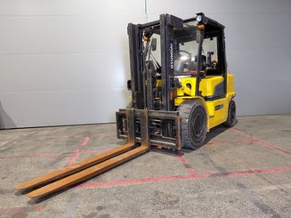 Carretilla contrapesada de 4 ruedas Hyundai 45L-7
