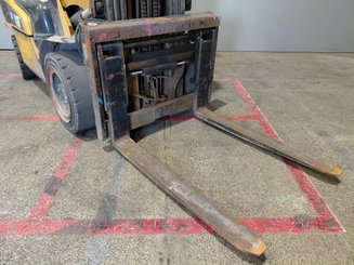 Carretilla contrapesada de 4 ruedas Caterpillar GP30NTD - 6