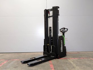 Apilador con conductor acompañante Hangcha CDD16-XT1-SI
