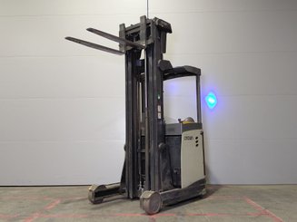 Carretilla retráctil Crown ESR 5260 - 6
