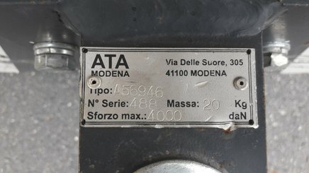 Tractor de remolque ATA 5500 LPG