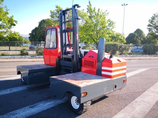 Carretilla multidireccional carga lateral Carretilla multidireccional carga lateral AMLIFT CHS 4500 - 1