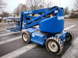 Plataforma articulada Upright AB46E