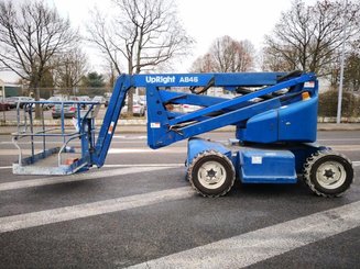Plataforma articulada Upright AB46E