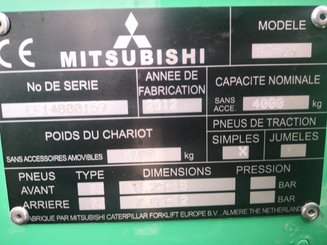 Carretilla contrapesada de 4 ruedas Mitsubishi FD40N - 12