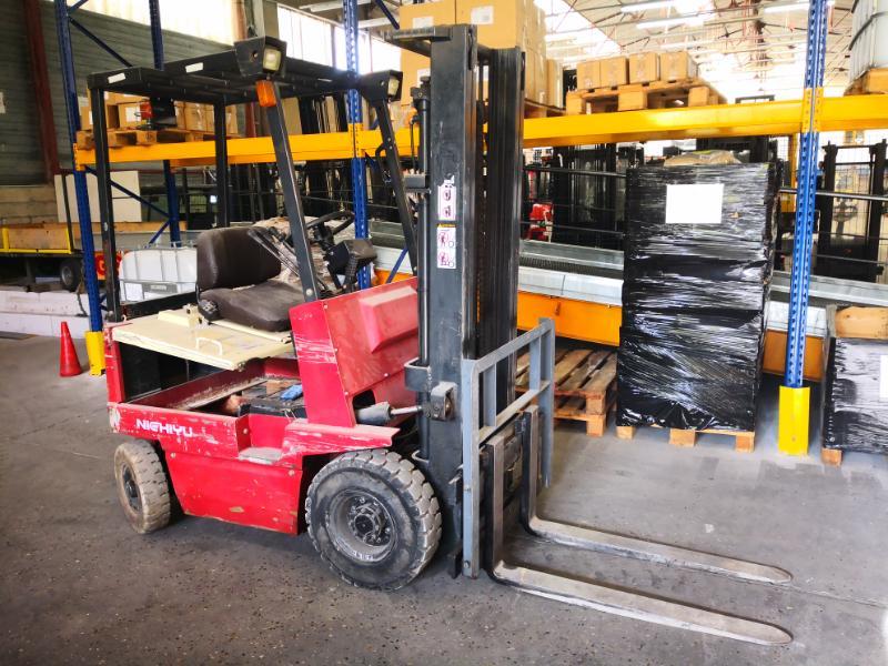Carretilla contrapesada de 4 ruedas NYK FB15P/55B - 1