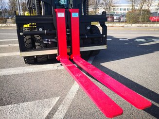 Carretilla contrapesada de 4 ruedas Hyster H16XM-12
