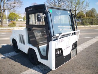 Tractor de remolque Charlatte TD225