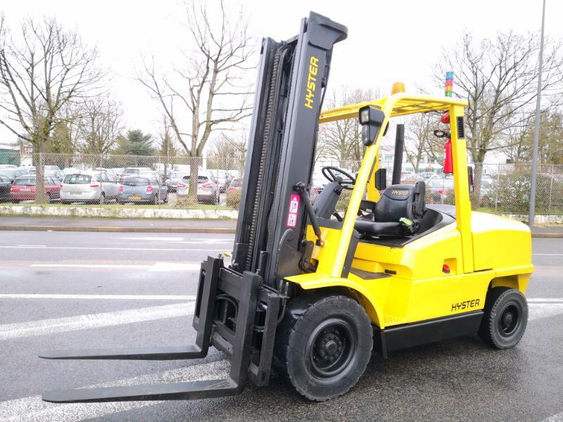 Carretilla contrapesada de 4 ruedas Hyster H5.5XM - 1