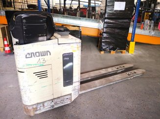 Recogepedidos de baja altura Crown RT3020 - 1