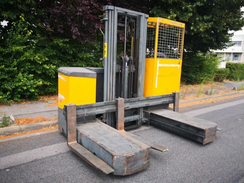 Carretilla multidireccional carga lateral Baumann EVU30 - 1