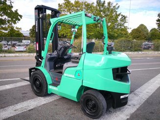 Carretilla contrapesada de 4 ruedas Mitsubishi FD40N