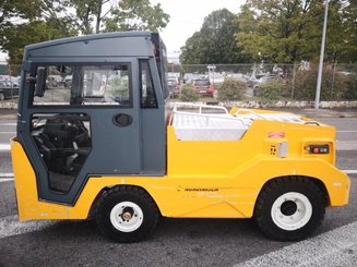 Tractor de remolque Jungheinrich EZS 6250