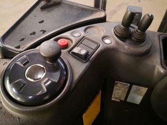 Apilador con plataforma Caterpillar NSR12N