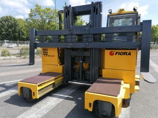 Carretilla multidireccional carga lateral Fiora HD-LT80F