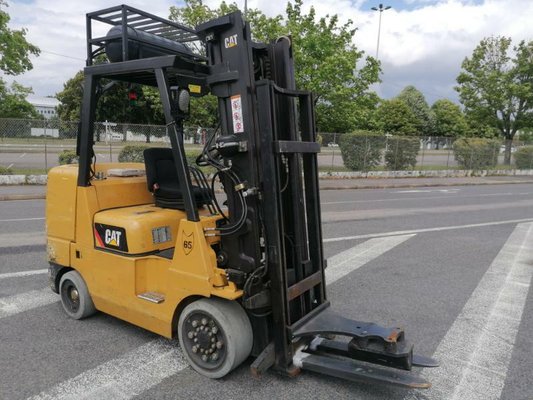 Carretilla contrapesada de 4 ruedas Caterpillar GC45K - 1
