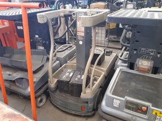 Plataforma de mástil Crown WAVE 50-118