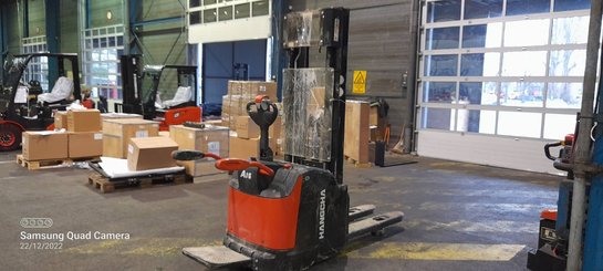 Apilador con plataforma Hangcha CDD16-AZ3S-L